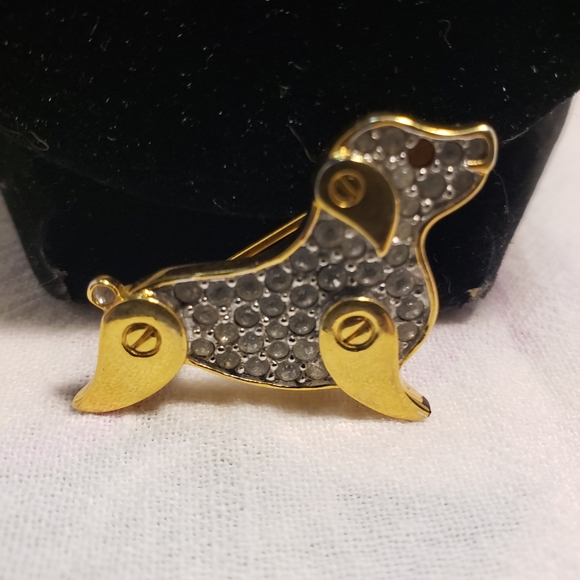 Beautiful and RARE Signed Monet Screw Construction Dog Brooch and Pave Crystals - Picture 2 of 6